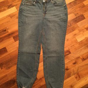 NWT medium wash, raw hem plus size jeans